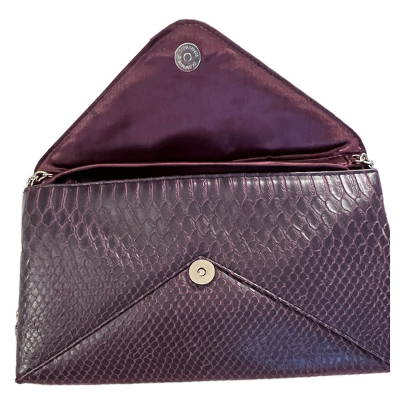 Jessica McClintock Purse Clutch Envelope Purple Formal Casual Chain - Picture 2 of 6